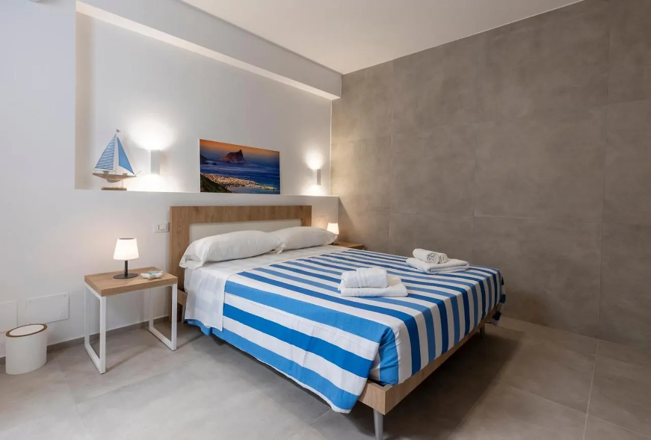 Апарт-отель Tenuta Pezzeselle - Casa Vacanze Мареттимо Италия