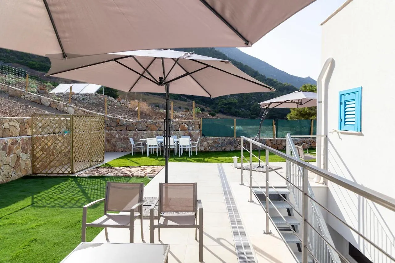 Апарт-отель Tenuta Pezzeselle - Casa Vacanze Мареттимо